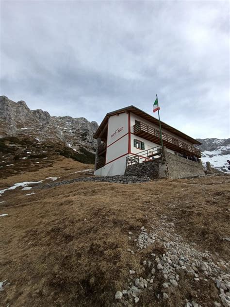 rifugio bietti porta di prada|porta di prada via cainallo.